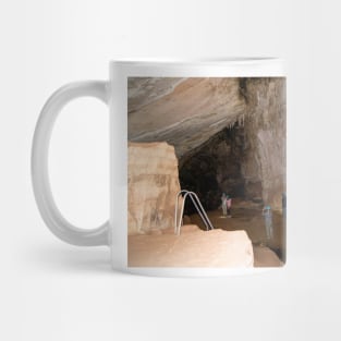 llb caving Mug